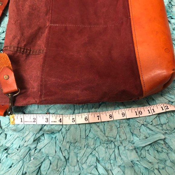 R. Riveter Crossbody - Picture 4 of 13